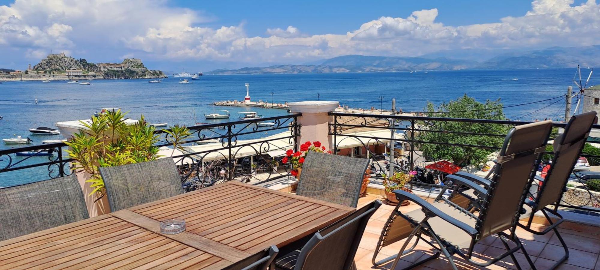 Garitsa Bay Apartment Corfu  Bagian luar foto
