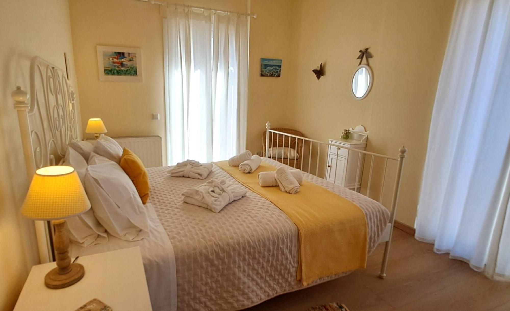 Garitsa Bay Apartment Corfu  Bagian luar foto